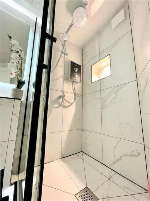 Stylish, Central And Cosy 1Bd Nr Canongate Edinburgh Dış mekan fotoğraf