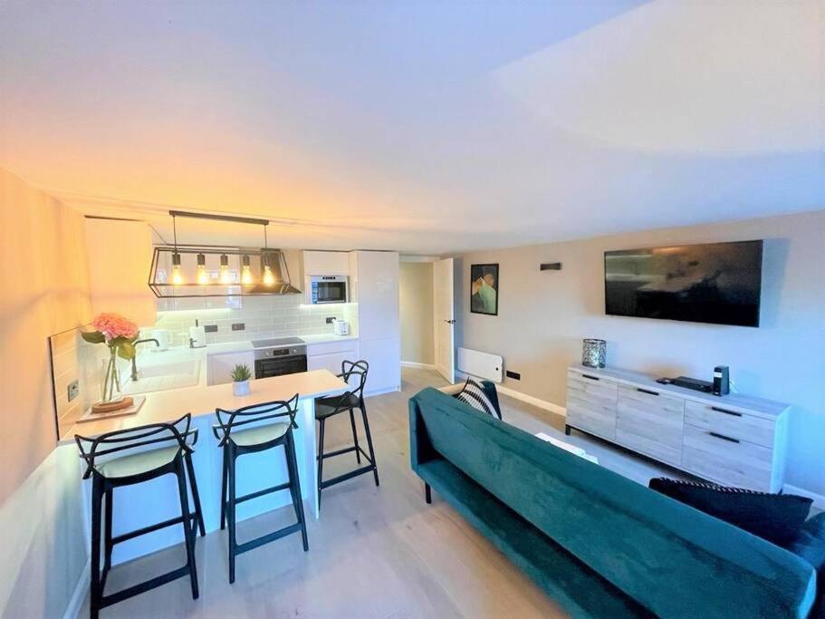 Stylish, Central And Cosy 1Bd Nr Canongate Edinburgh Dış mekan fotoğraf