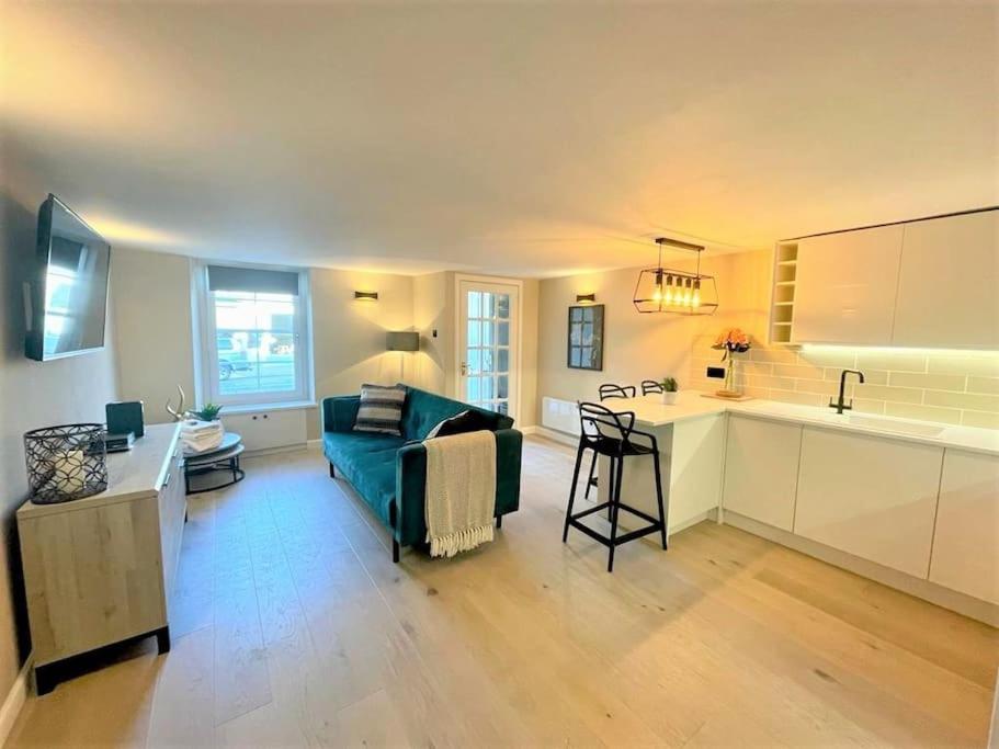 Stylish, Central And Cosy 1Bd Nr Canongate Edinburgh Dış mekan fotoğraf